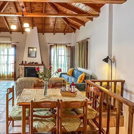 Nice In Agios Dimitrios Mani With Kitchen Kotronion (West Mani)