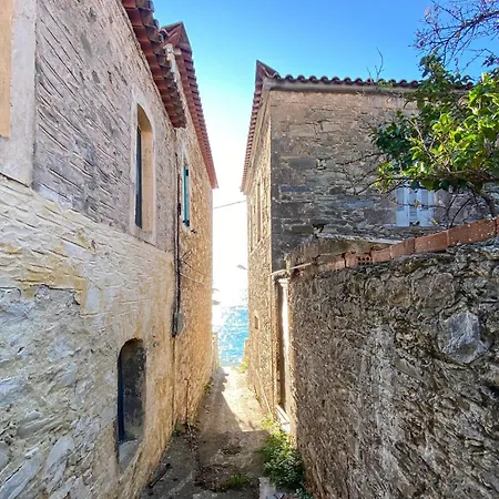 Nice In Agios Dimitrios Mani With Kitchen بيت للعطل Kotronion (West Mani)