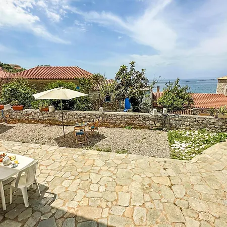 Ferienhaus Nice In Agios Dimitrios Mani With Kitchen *